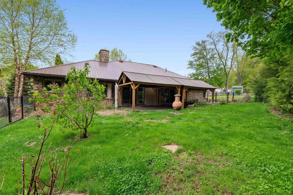 61 Chapin Terrace Laconia NH 03246