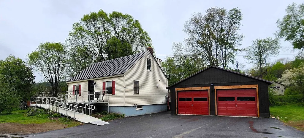 202 Mountain View Chester VT 05143
