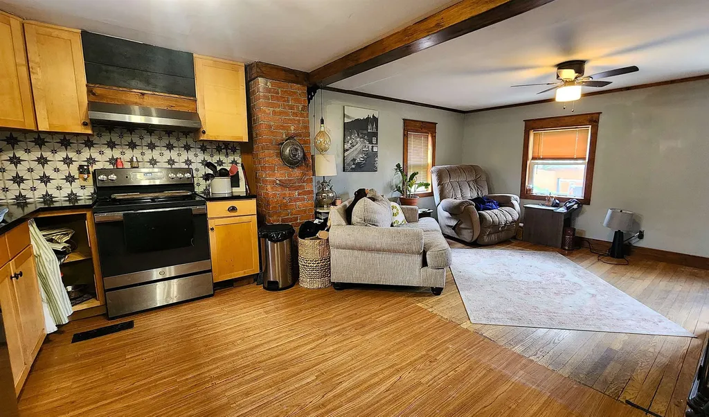 202 Mountain View Chester VT 05143