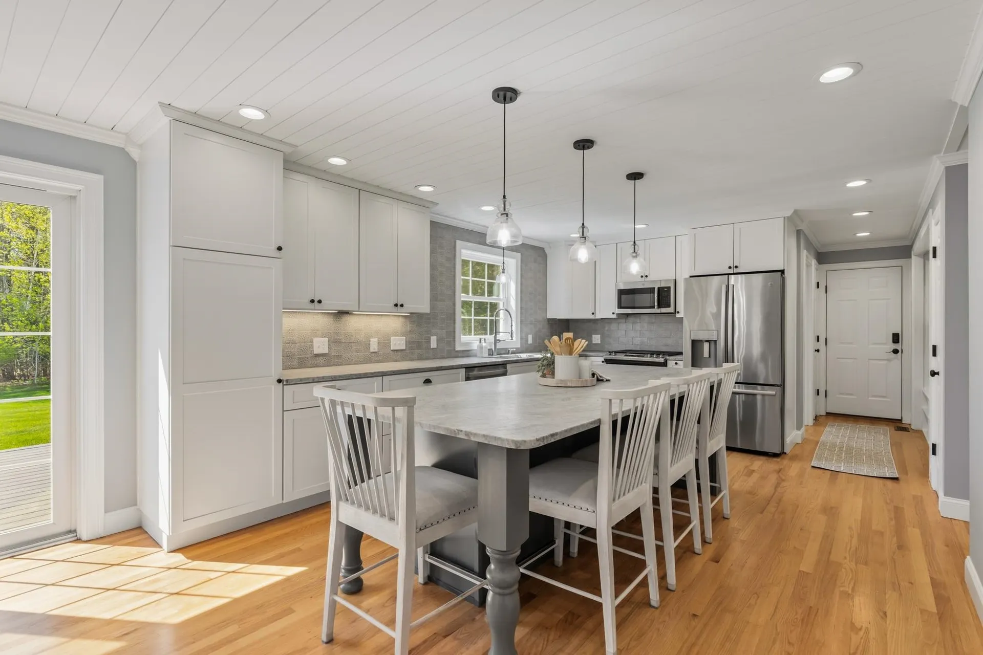 8 Lilac Way Stratham NH 03885