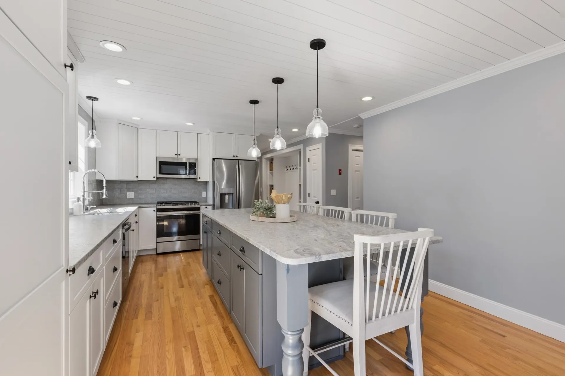 8 Lilac Way Stratham NH 03885