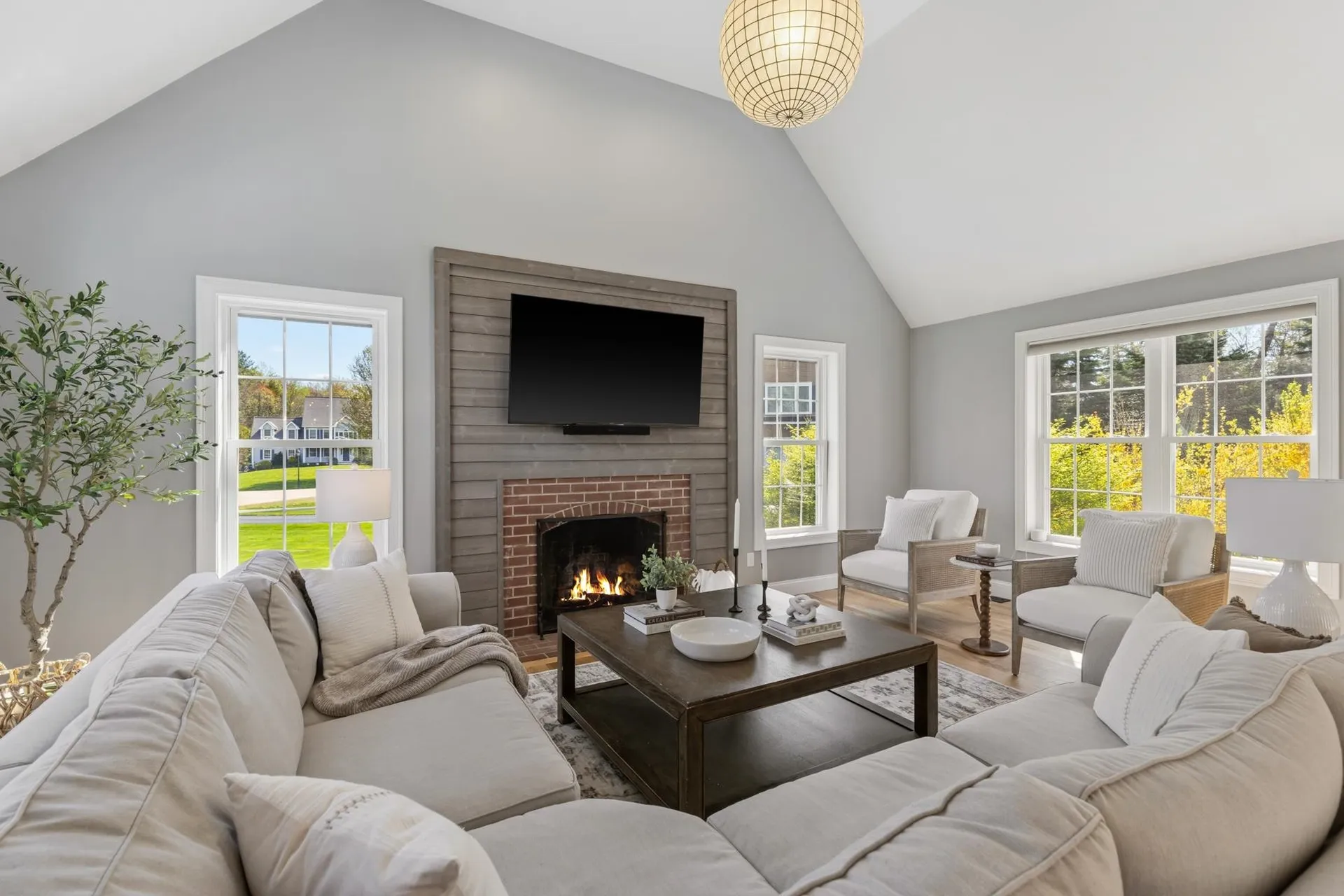 8 Lilac Way Stratham NH 03885
