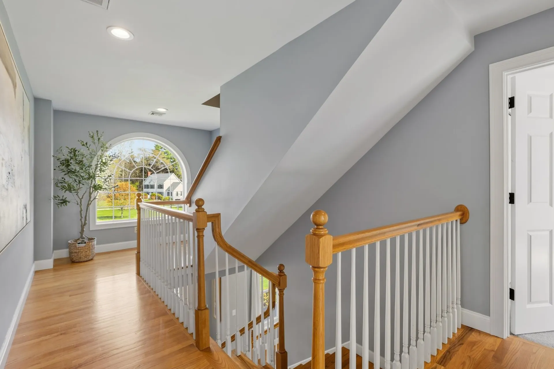8 Lilac Way Stratham NH 03885