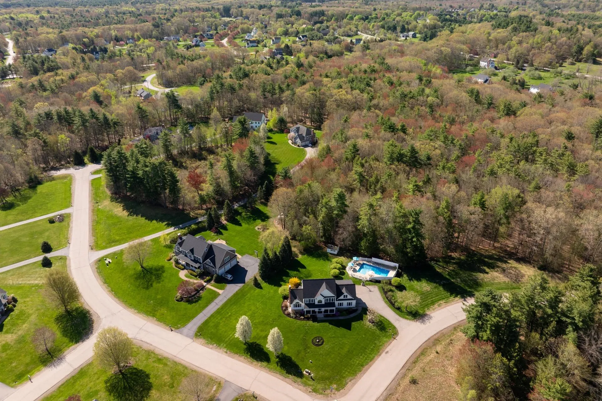 8 Lilac Way Stratham NH 03885