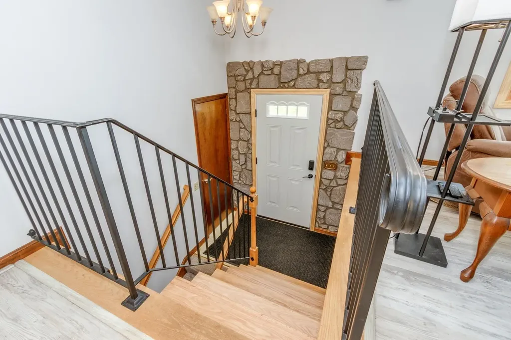 11 Mathew Drive Merrimack NH 03054