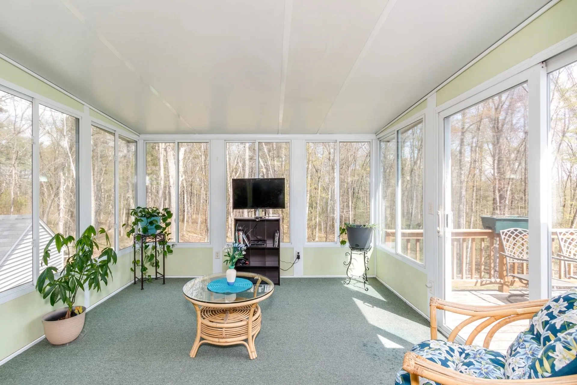11 Mathew Drive Merrimack NH 03054