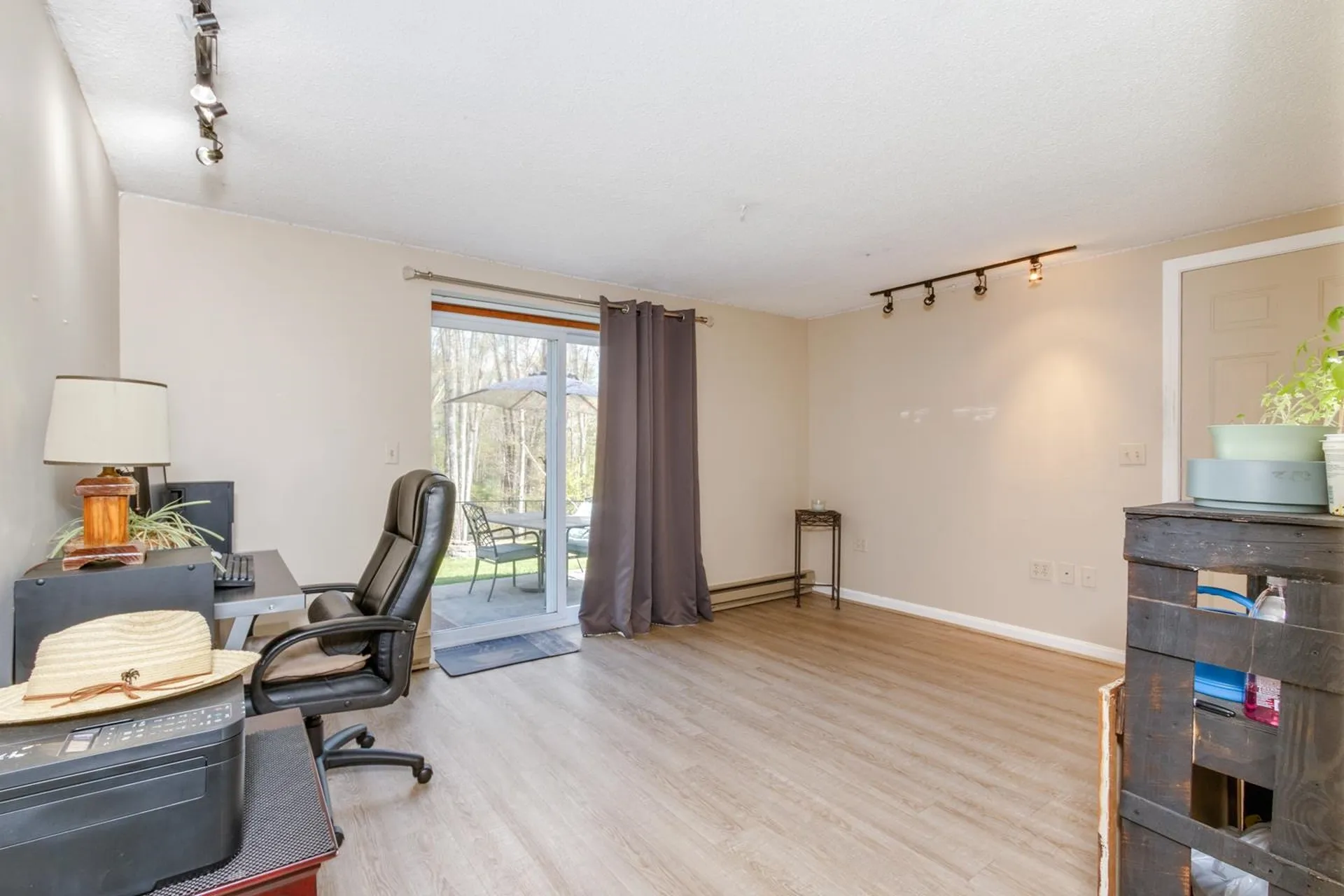 11 Mathew Drive Merrimack NH 03054