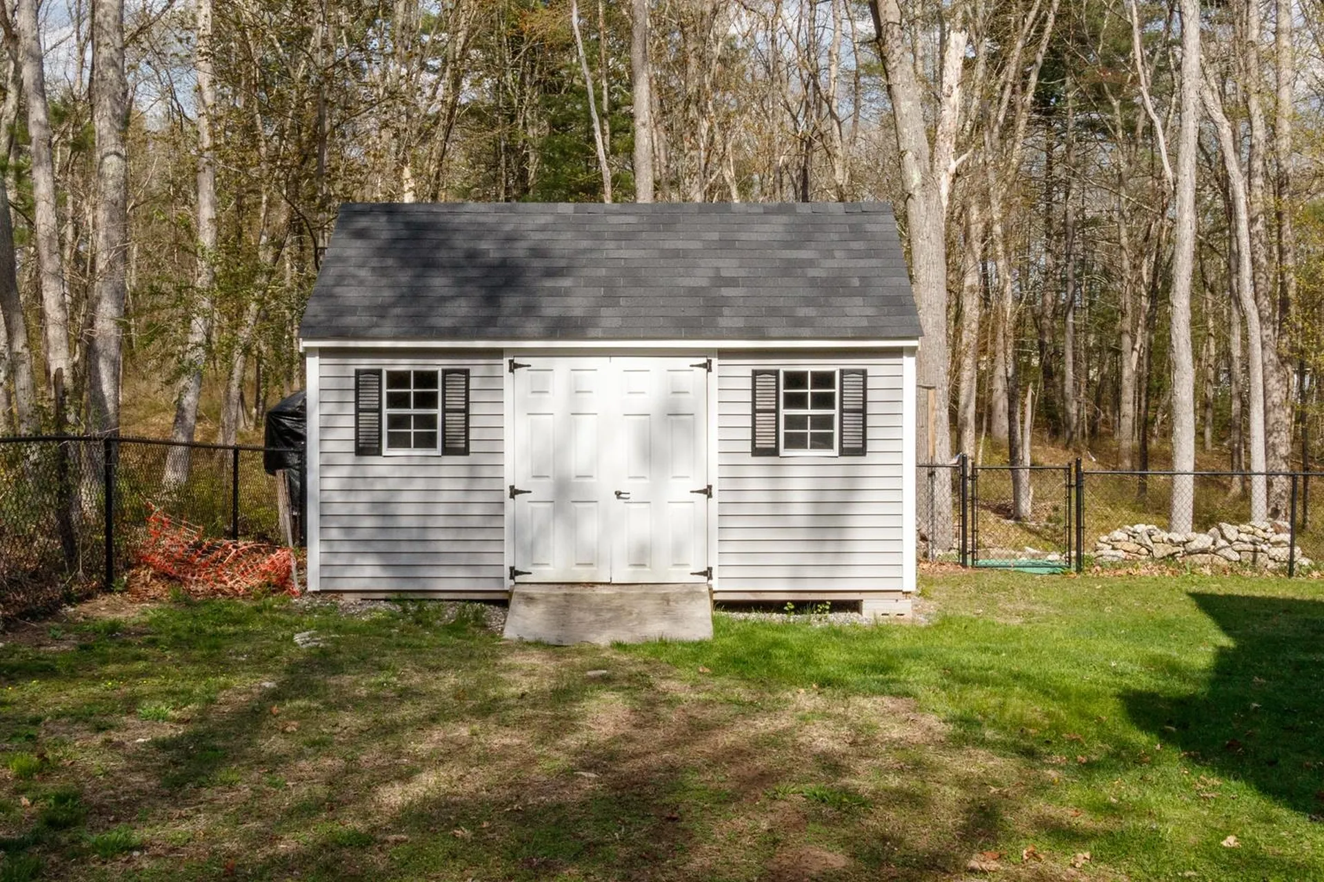 11 Mathew Drive Merrimack NH 03054
