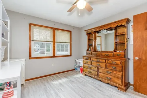 11 Mathew Drive Merrimack NH 03054