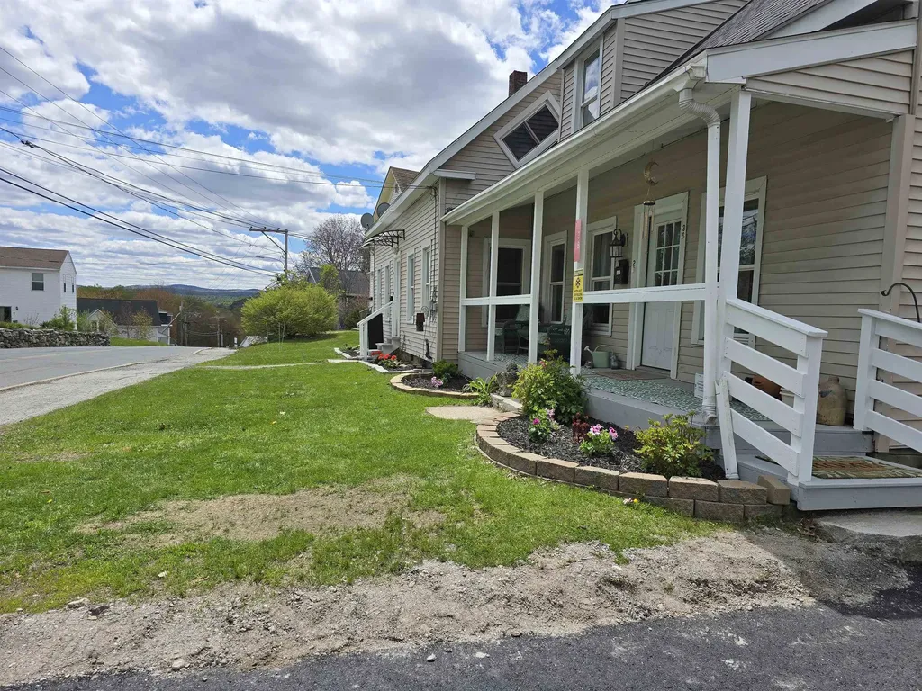 38 Summer Street Newport NH 03773
