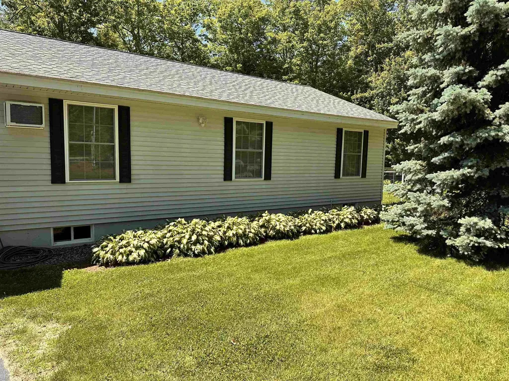 378 Silver Street Middleton NH 03887
