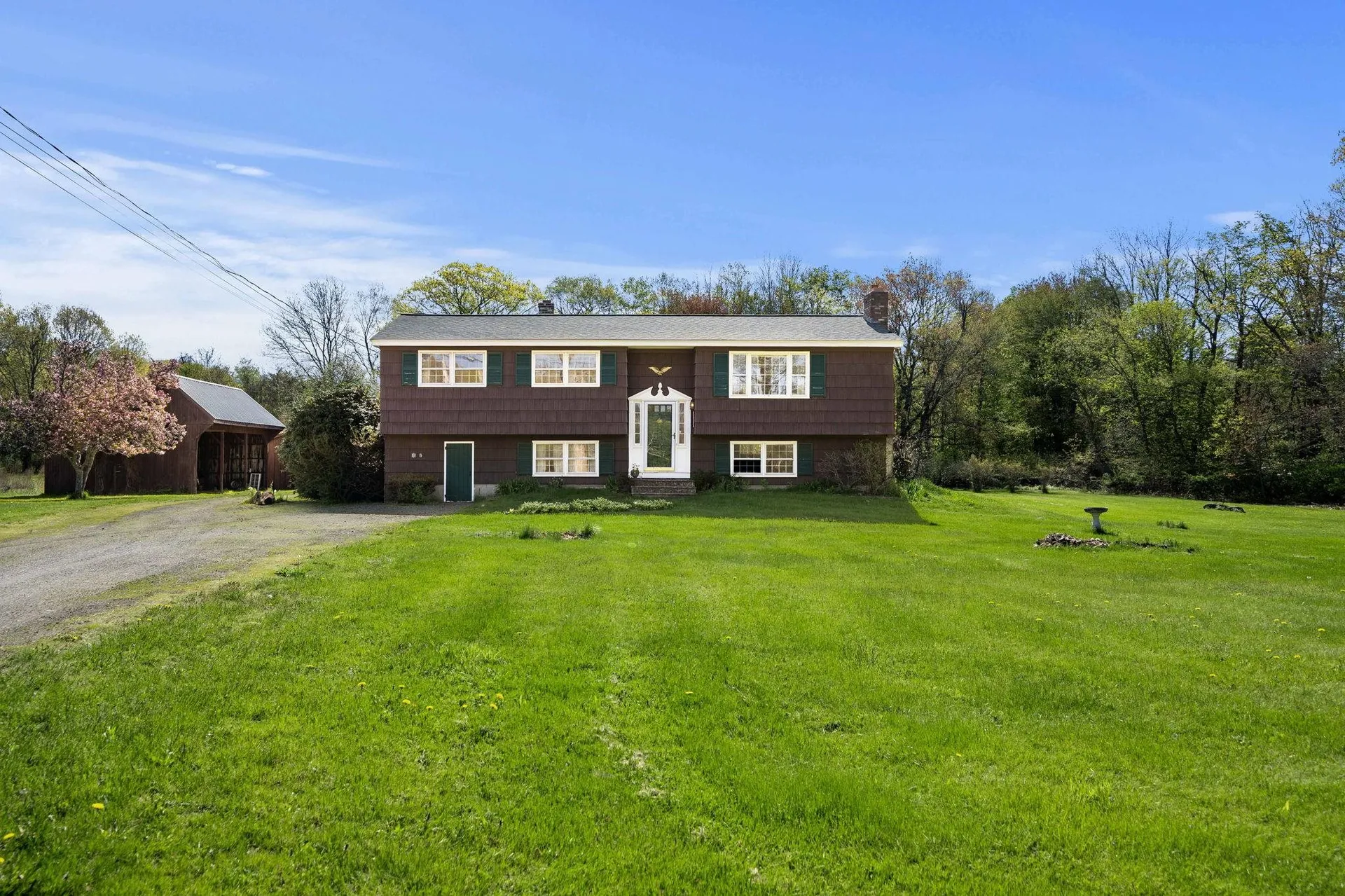 58 Willow Road East Kingston NH 03827-2025