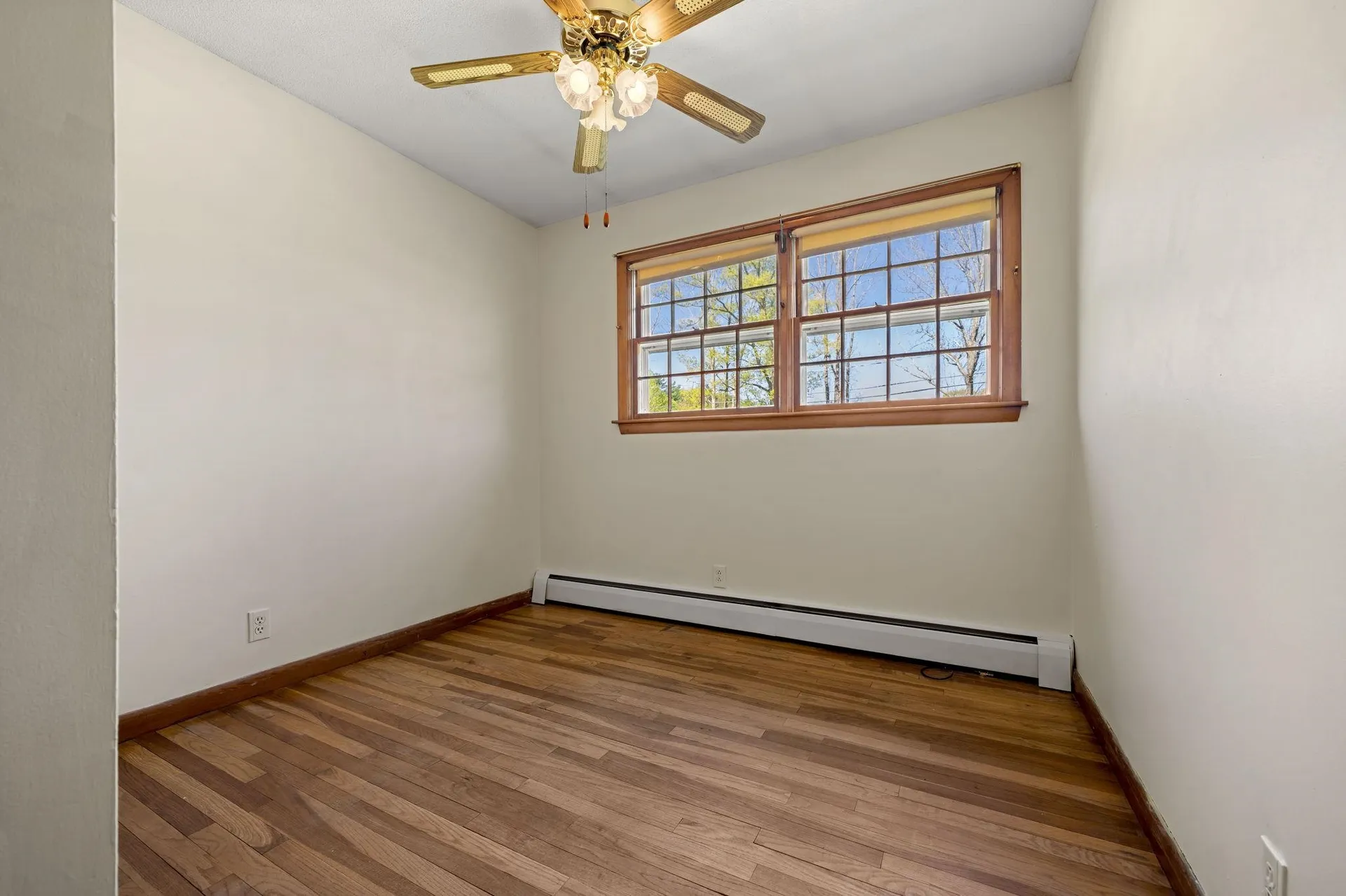 58 Willow Road East Kingston NH 03827-2025