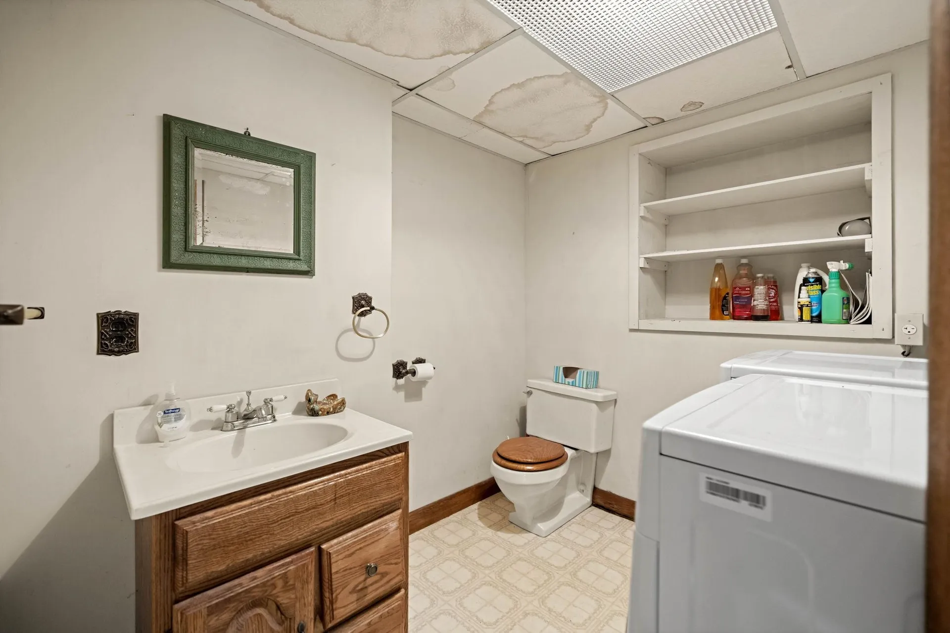 58 Willow Road East Kingston NH 03827-2025