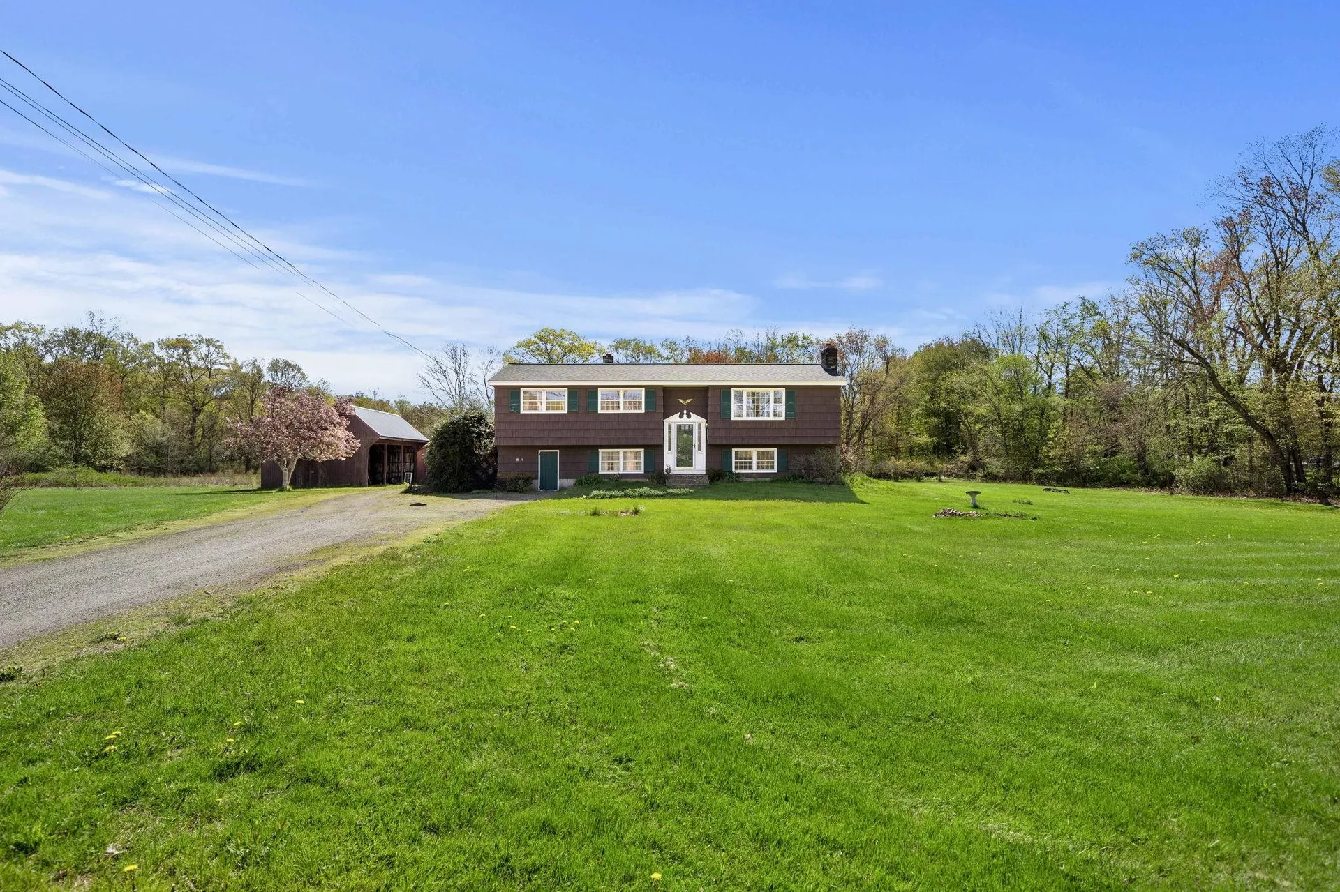 58 Willow Road East Kingston NH 03827-2025
