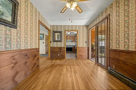 58 Willow Road East Kingston NH 03827-2025