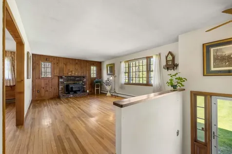 58 Willow Road East Kingston NH 03827-2025