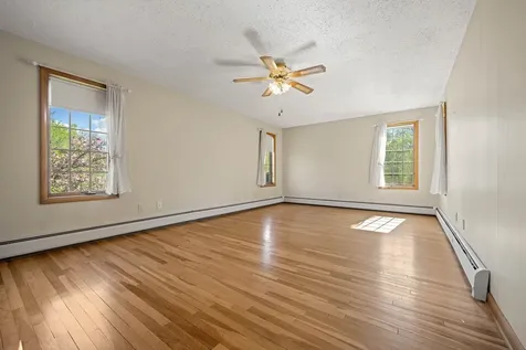 58 Willow Road East Kingston NH 03827-2025