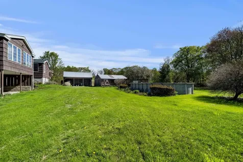 58 Willow Road East Kingston NH 03827-2025