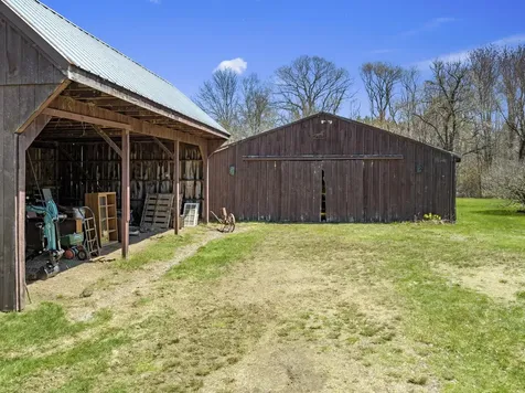 58 Willow Road East Kingston NH 03827-2025