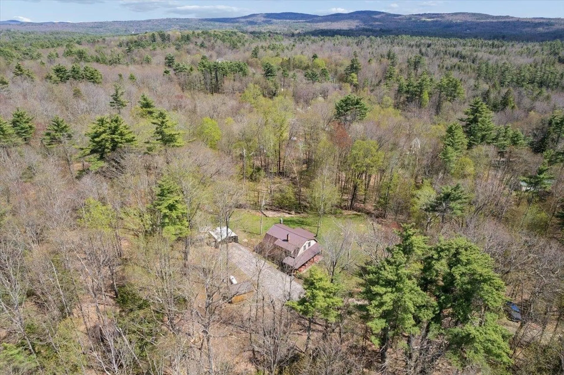 321 Loudon Road Pittsfield NH 03263