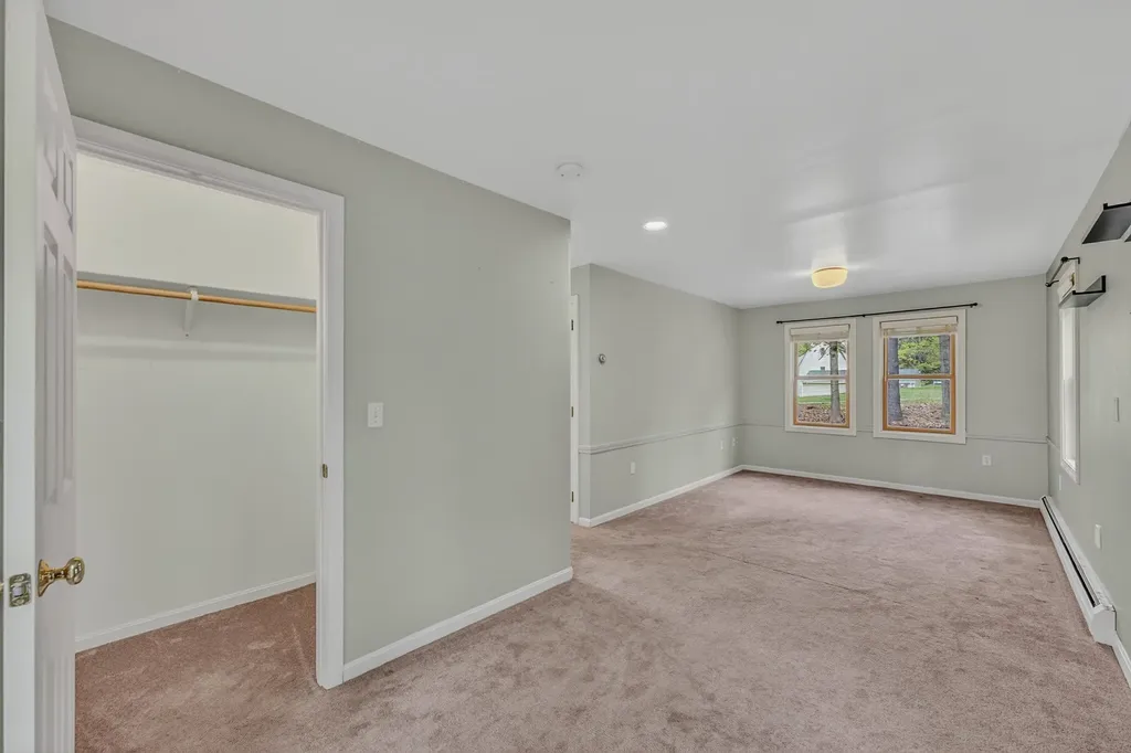 37 Smith Street Plymouth NH 03264
