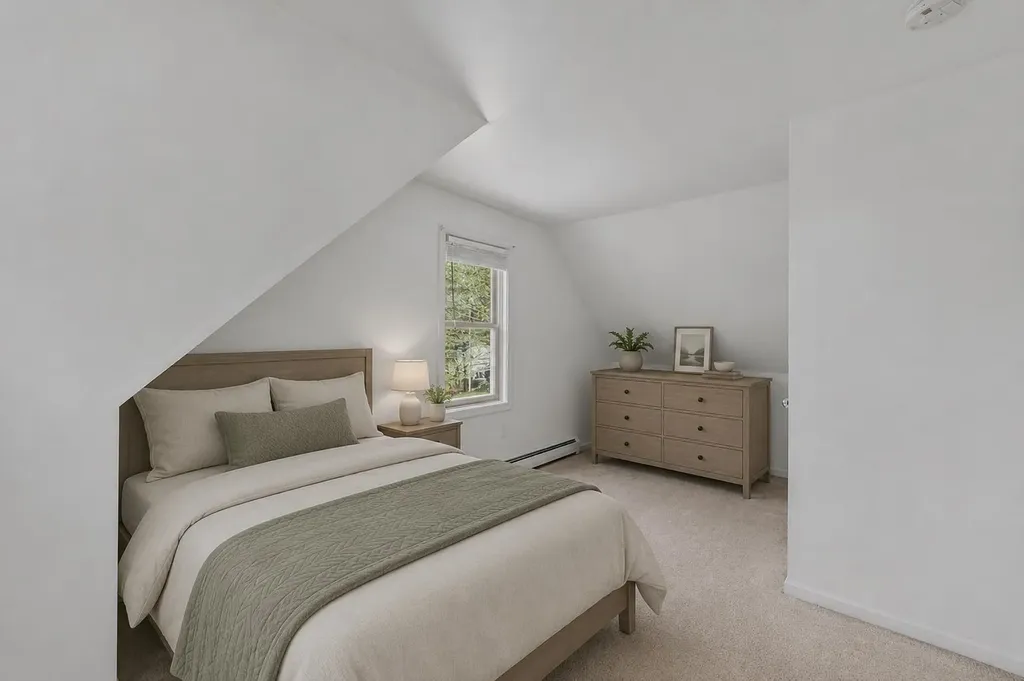 37 Smith Street Plymouth NH 03264