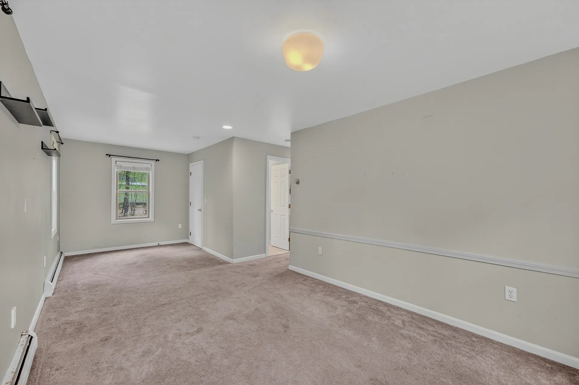 37 Smith Street Plymouth NH 03264