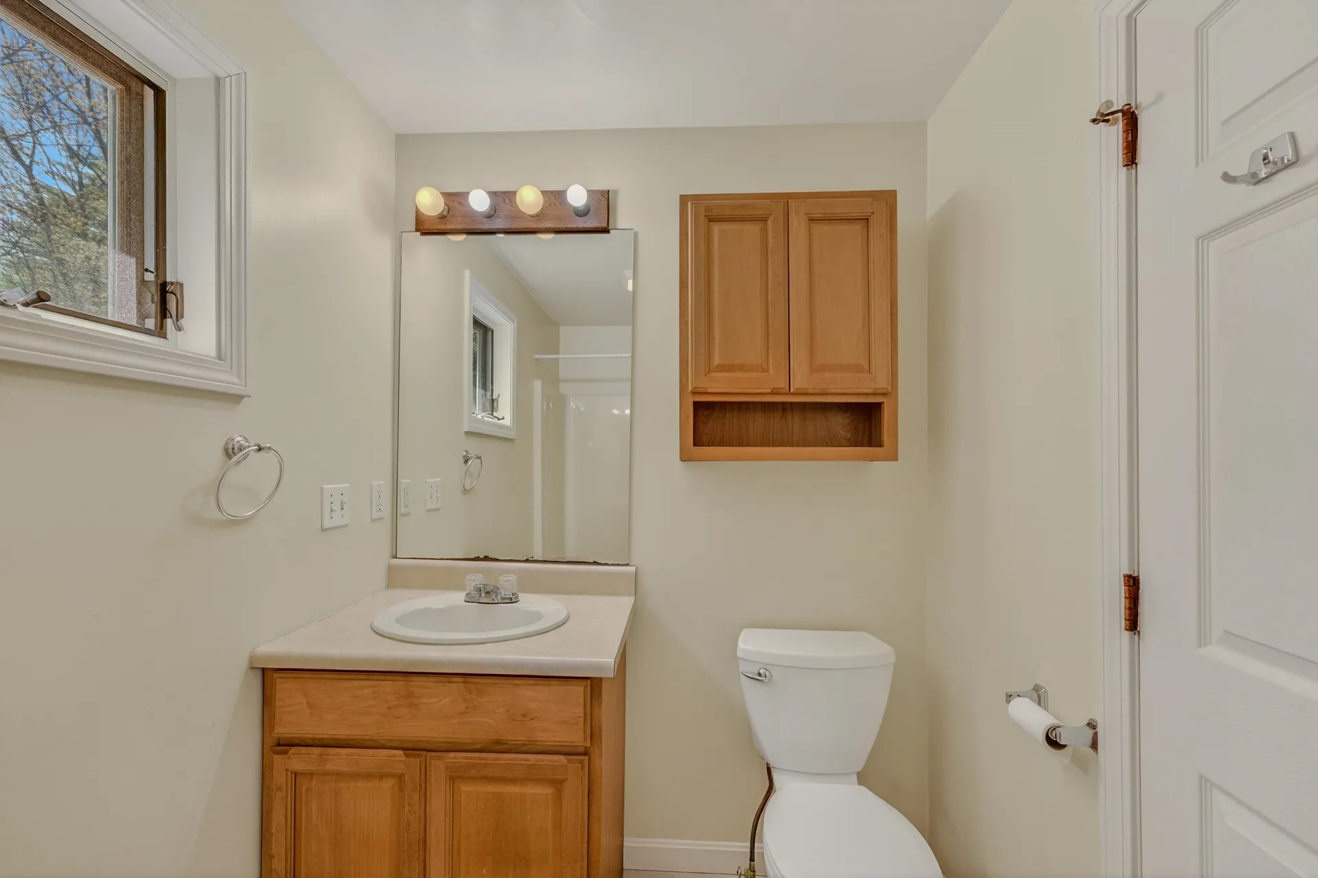 37 Smith Street Plymouth NH 03264