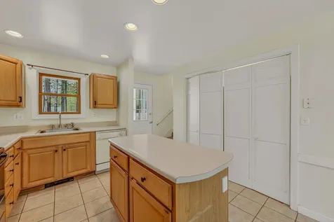 37 Smith Street Plymouth NH 03264