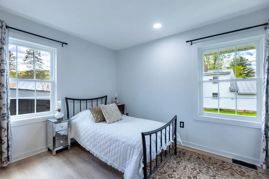 12 Dresden Road Hanover NH 03755