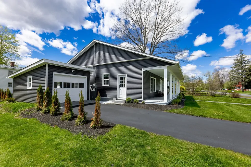 12 Dresden Road Hanover NH 03755