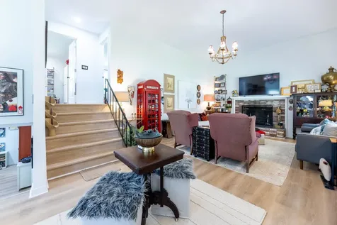 12 Dresden Road Hanover NH 03755