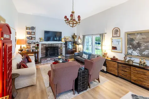 12 Dresden Road Hanover NH 03755
