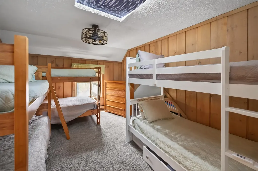 18 Quail Court Wilmington VT 05363