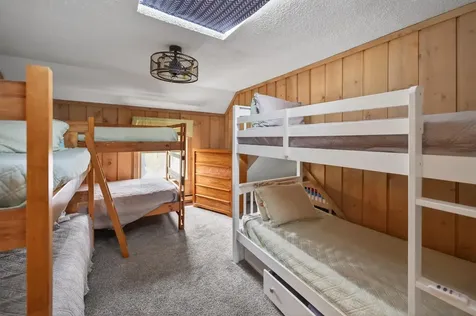 18 Quail Court Wilmington VT 05363
