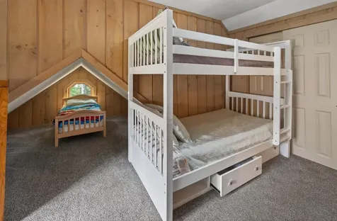 18 Quail Court Wilmington VT 05363