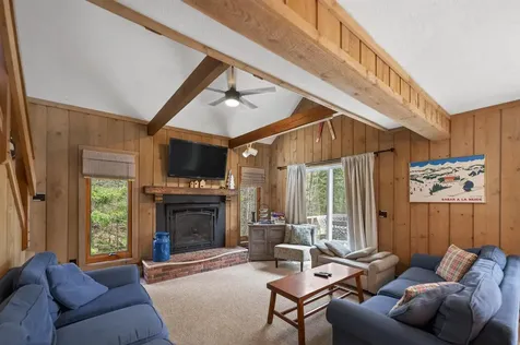 18 Quail Court Wilmington VT 05363