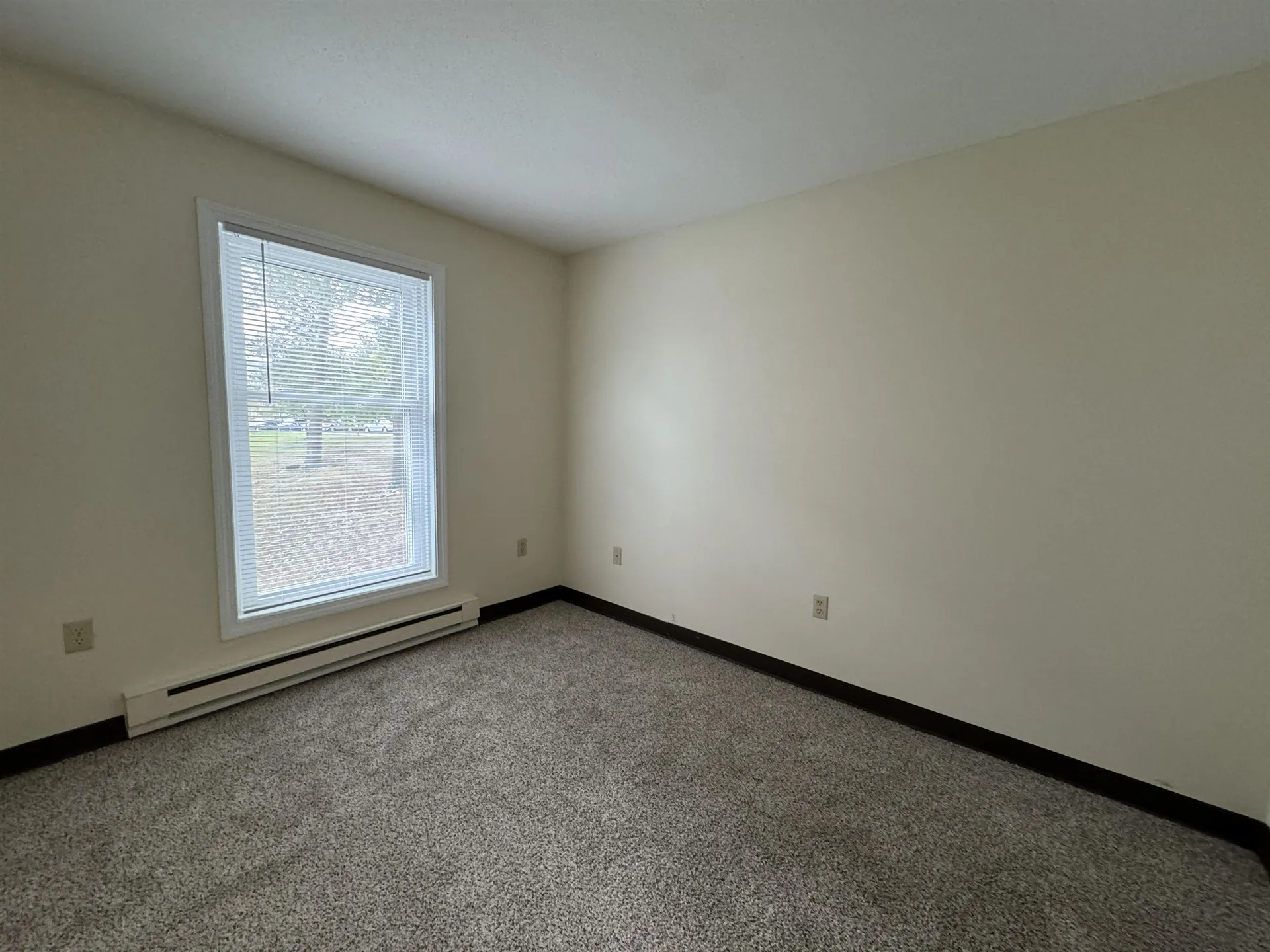 131 Eastern Avenue Manchester NH 03104