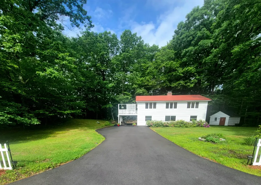56 Bedford Avenue Gilford NH 03249