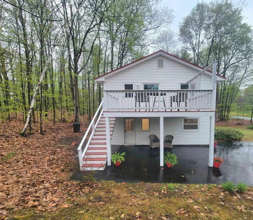56 Bedford Avenue Gilford NH 03249