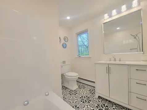 56 Bedford Avenue Gilford NH 03249