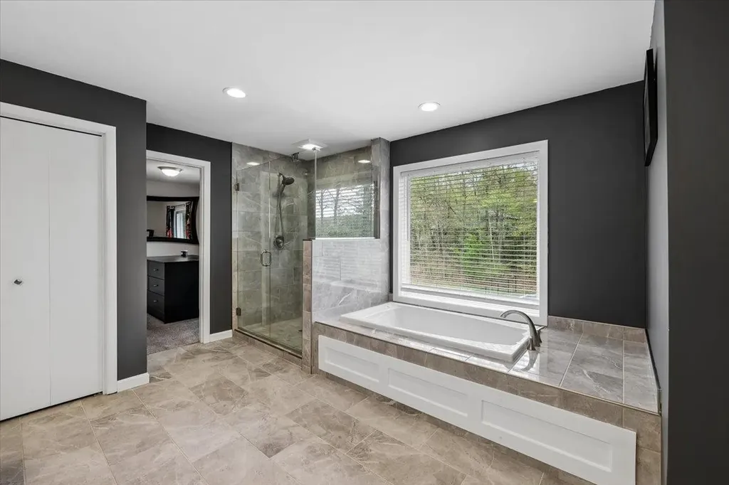 4 Birch Court Goffstown NH 03045