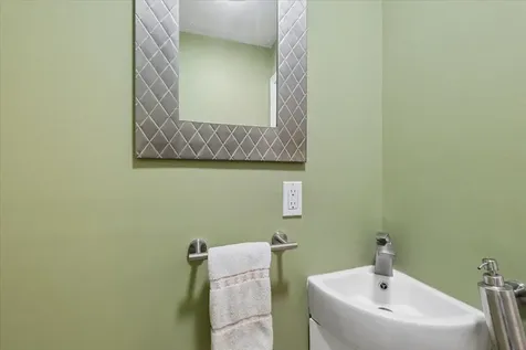 4 Birch Court Goffstown NH 03045