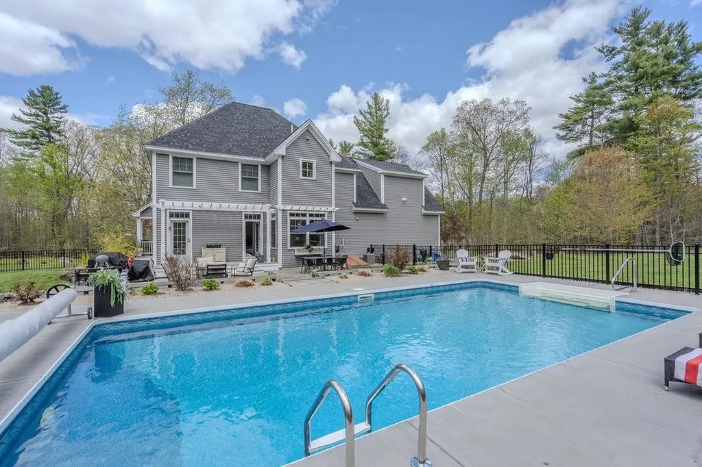 12 Princess Pine Road Northwood NH 03261