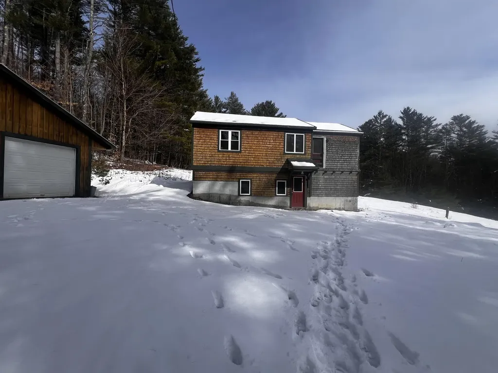 998 West Hill Road St. Johnsbury VT 05819