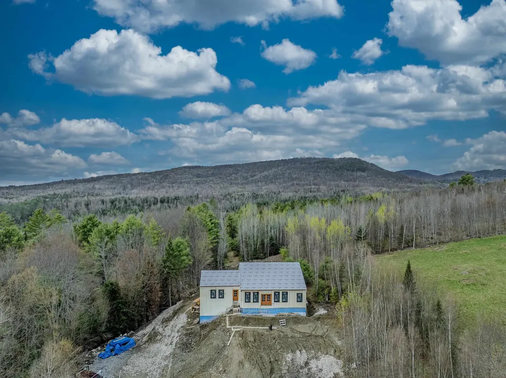 245 Manns Hill Road Littleton NH 03561