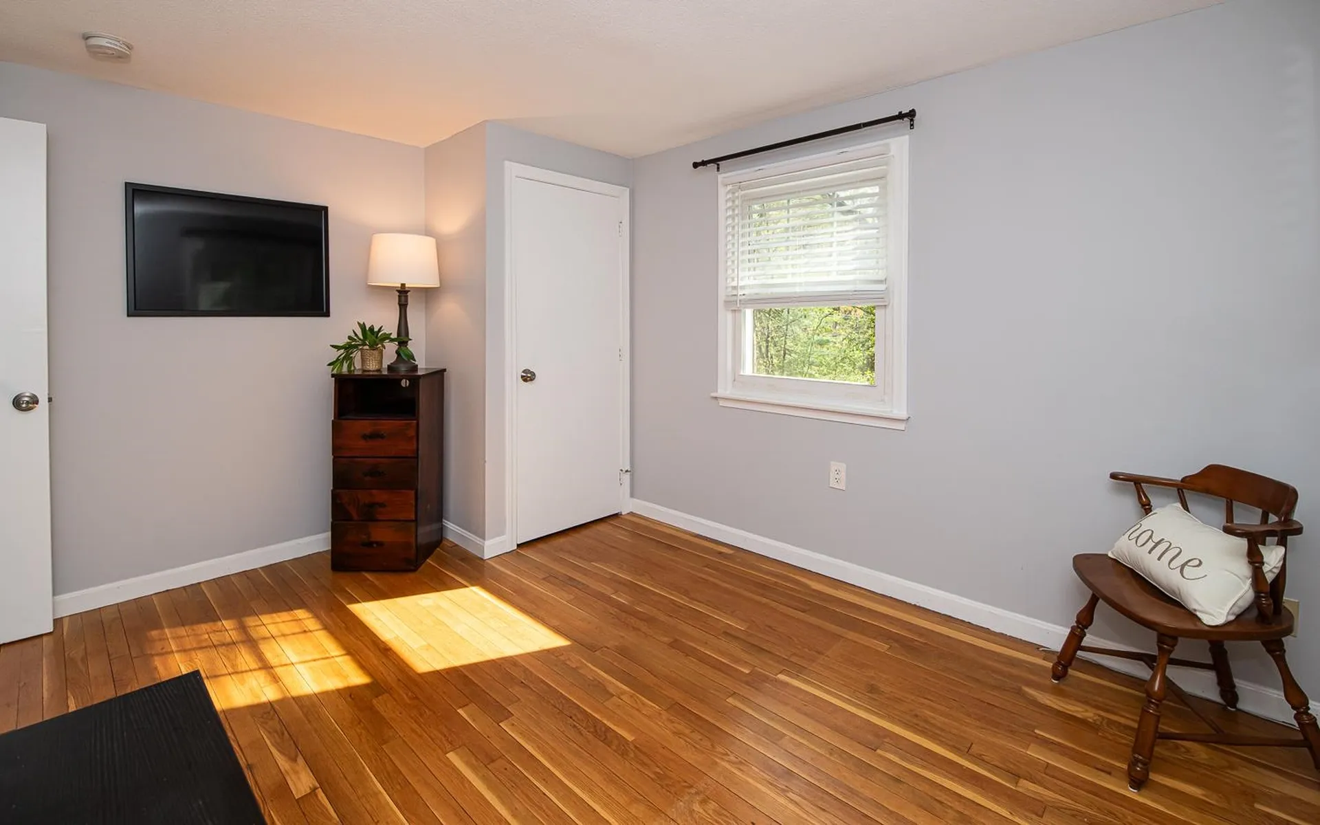 20 Alvirne Drive Hudson NH 03051
