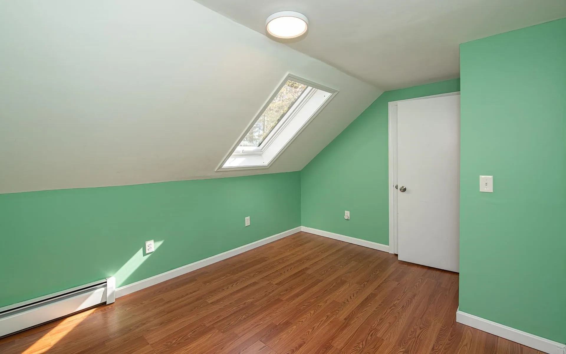 20 Alvirne Drive Hudson NH 03051