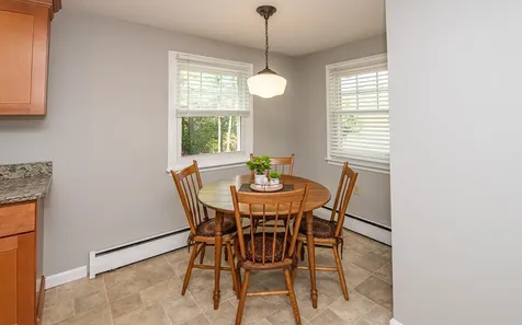 20 Alvirne Drive Hudson NH 03051
